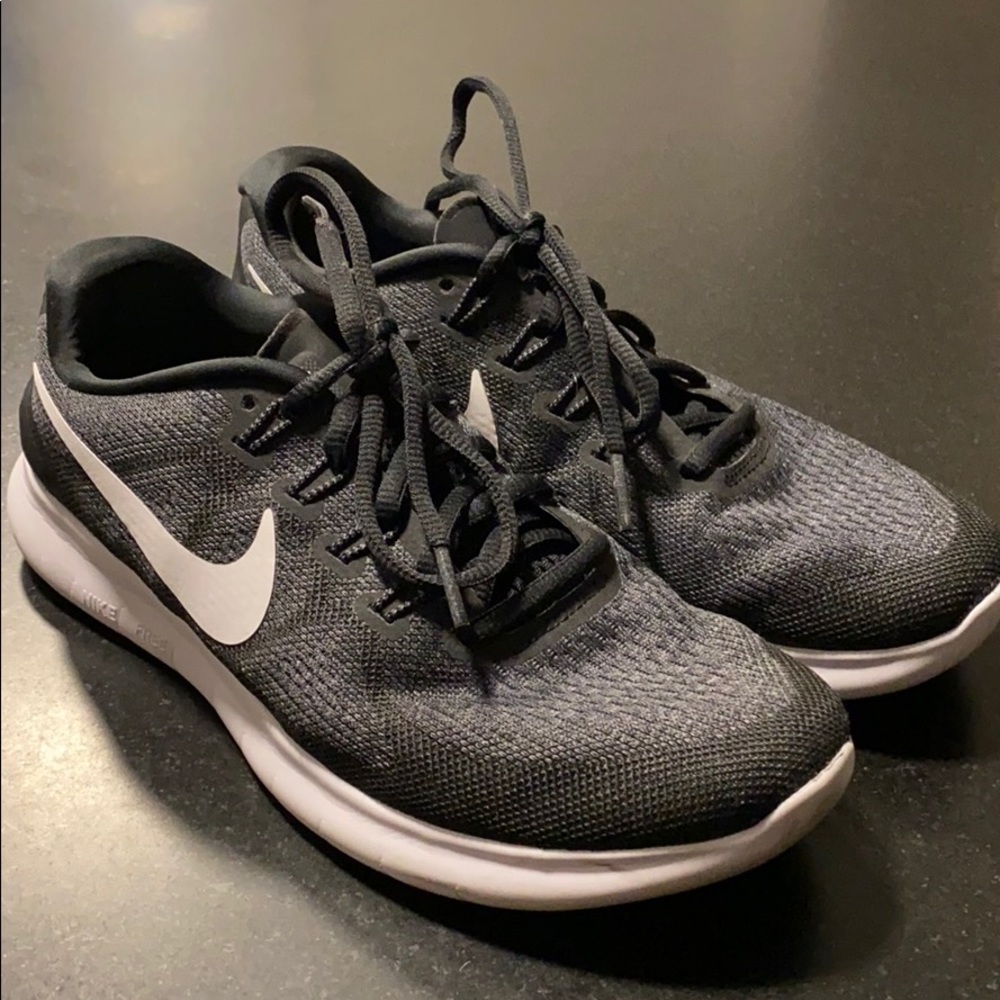 Women Nike Free 7.5